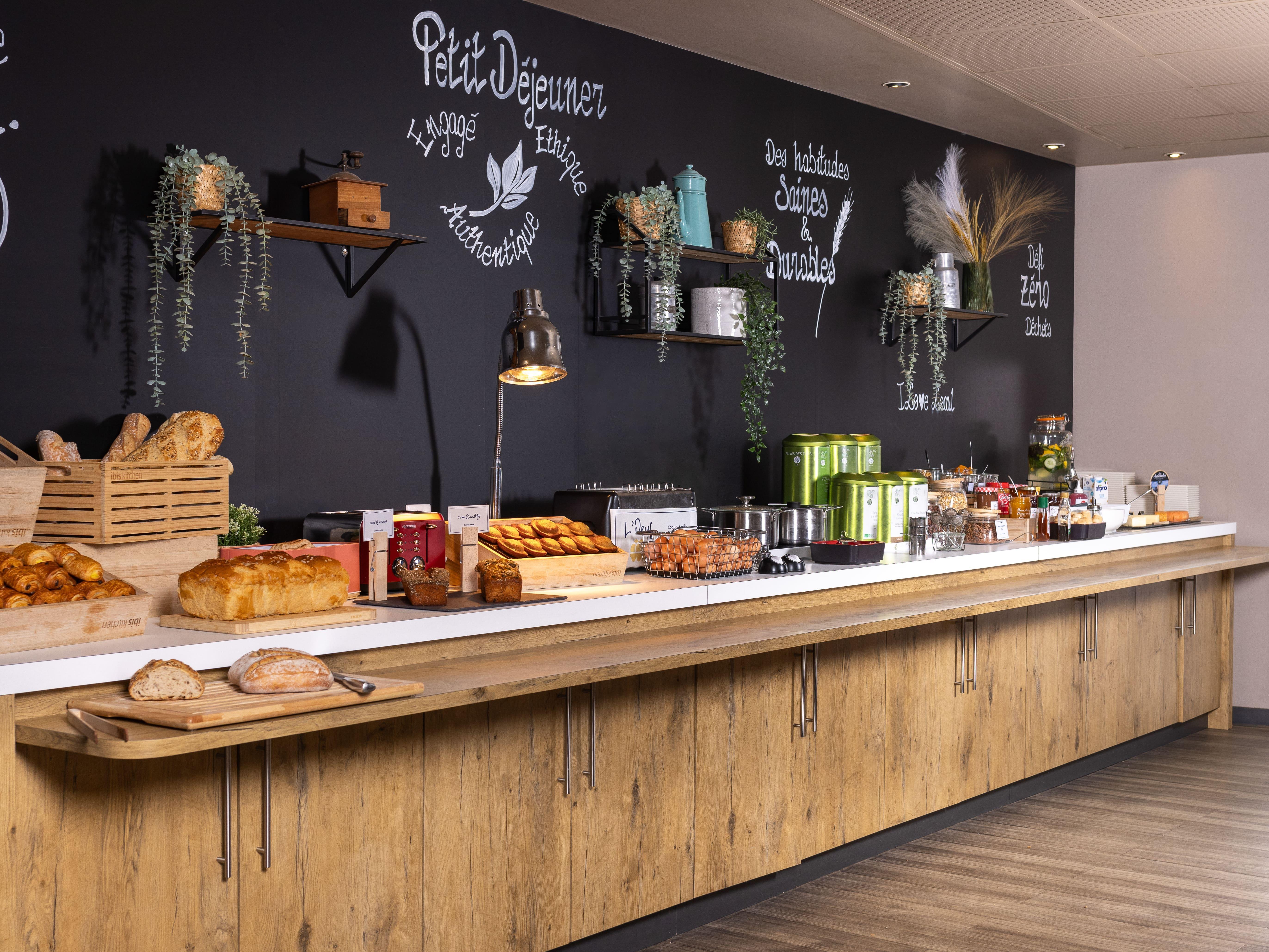 Hotel Baudouin Valenciennes Zewnętrze zdjęcie